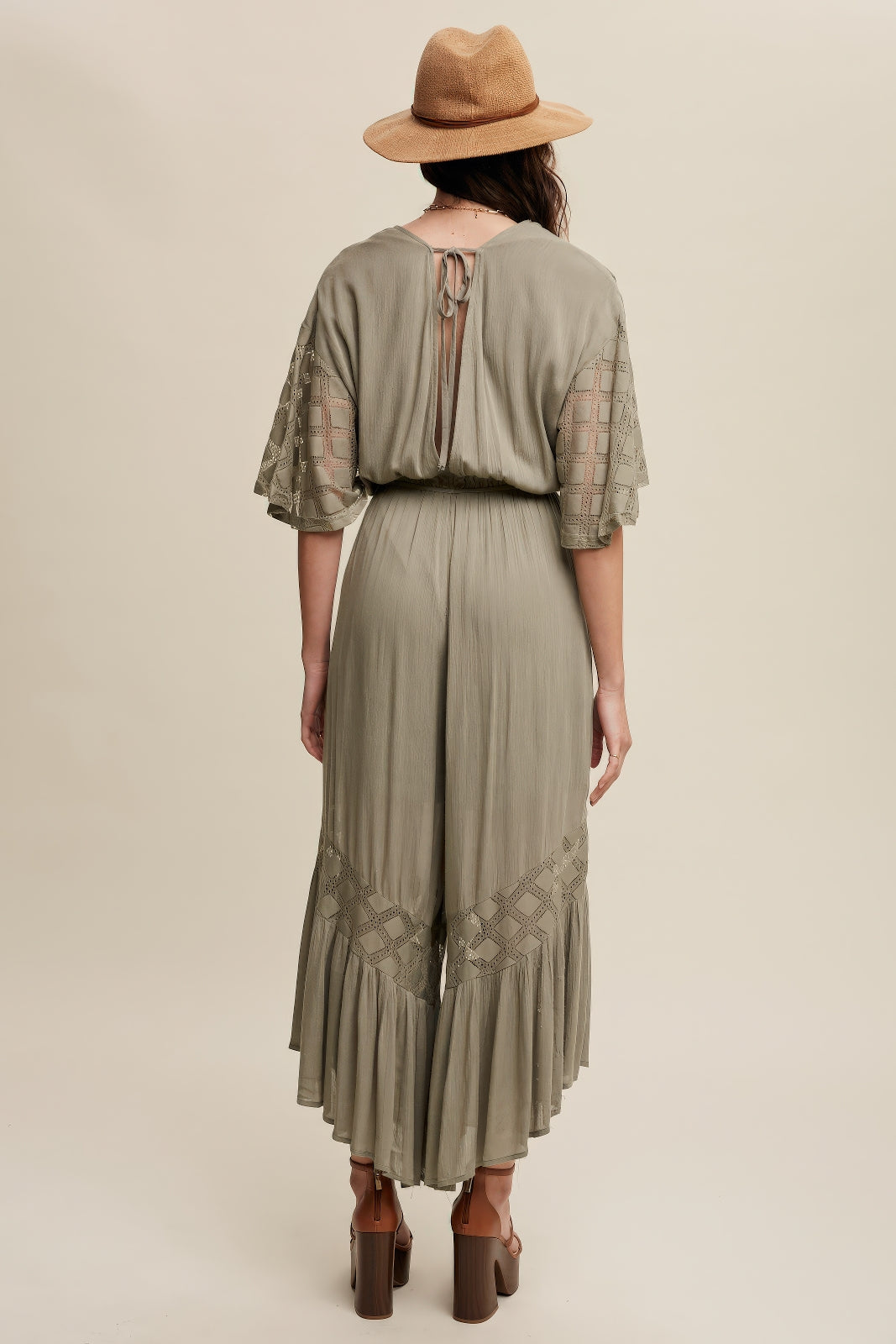 V‑Neck Button Down Ruffle Hem Jumpsuit – Olive