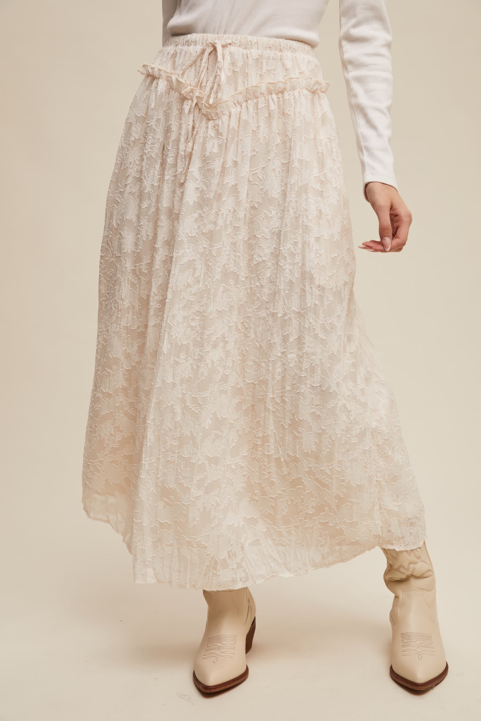 Floral Textured Maxi Skirt – Ecru