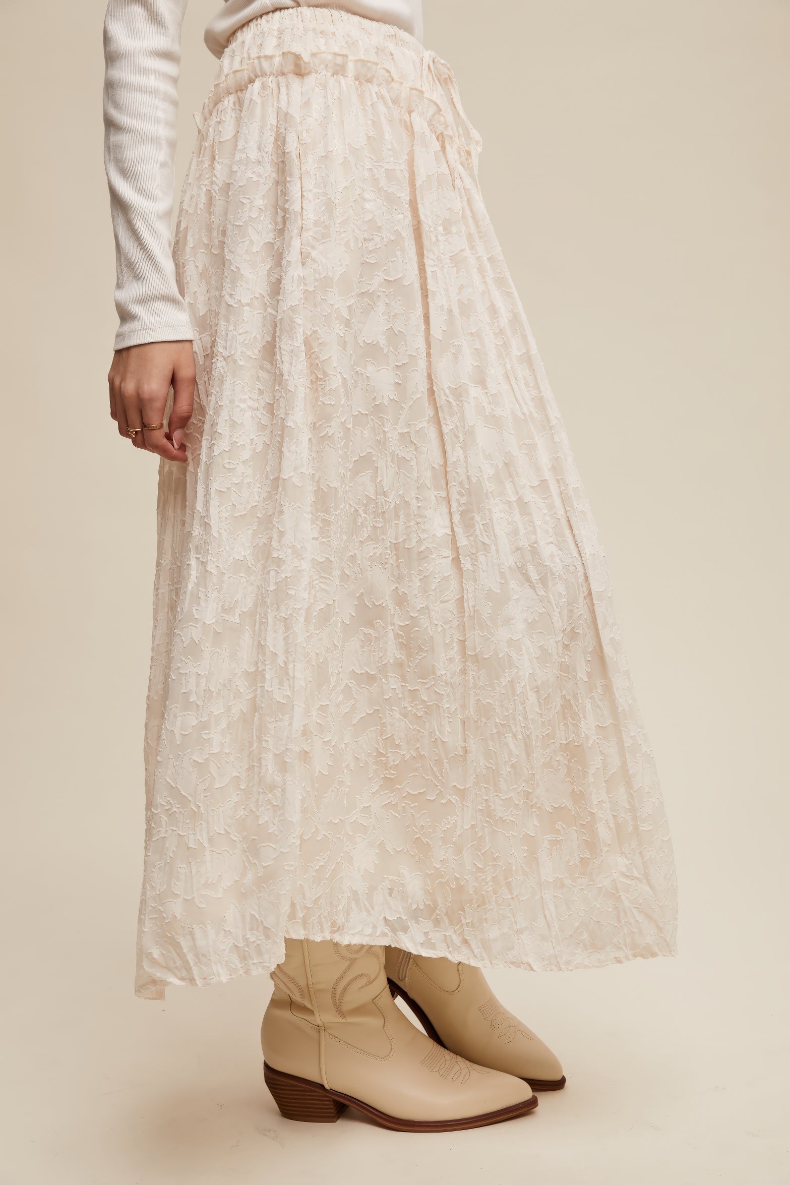 Floral Textured Maxi Skirt – Ecru