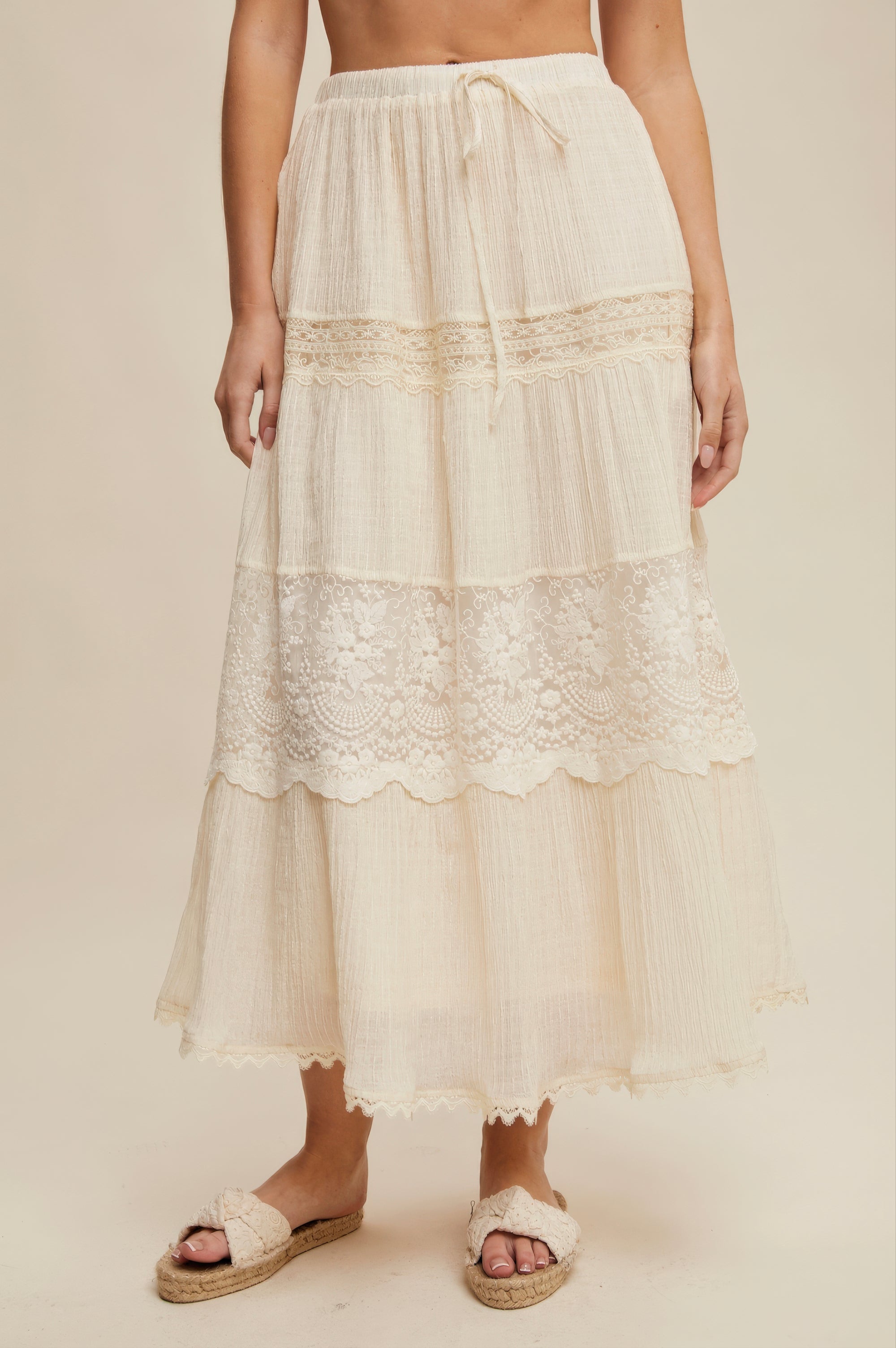 Tiered Lace Maxi Skirt – Cream